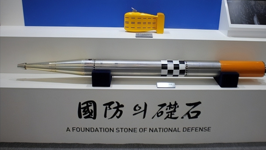 遇到这个中国女孩 甲亢哥不甲亢了,澳门传真资料查询2025最新网站,完美答案解释落实_GM版V15.74